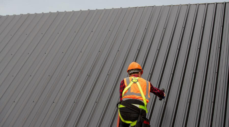 Expert new roof installation services in Mena, AR